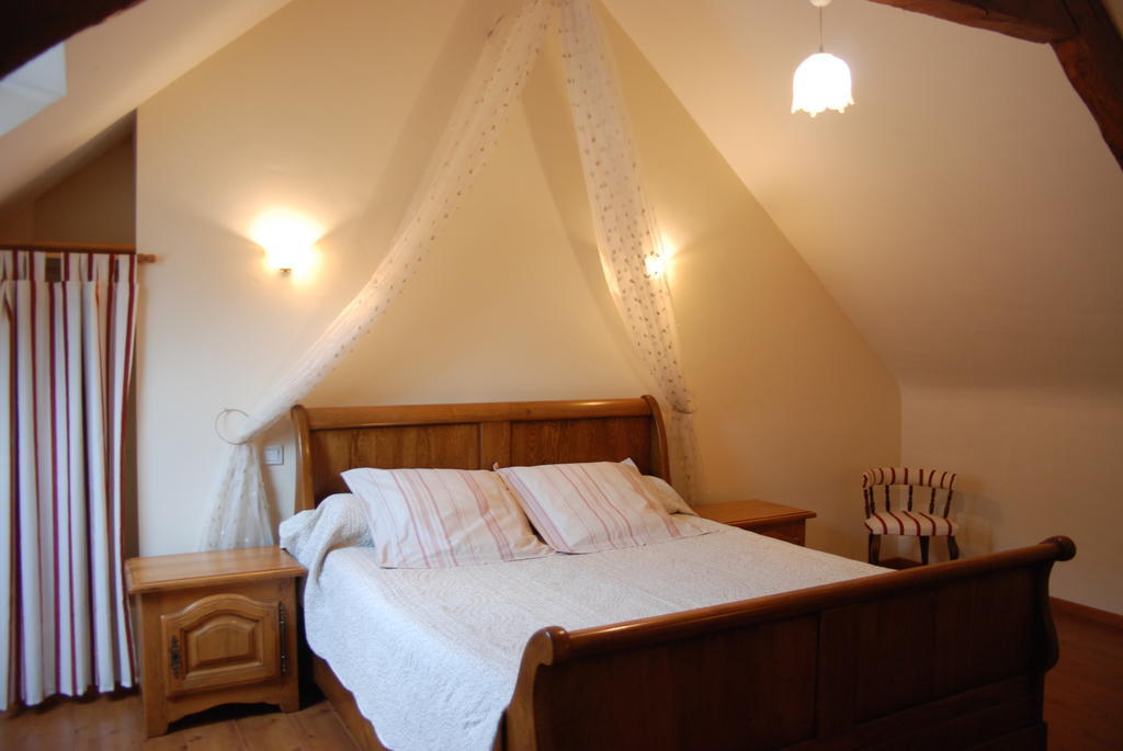 La Ferme Du Chauchix Hotell Lamballe Rum bild