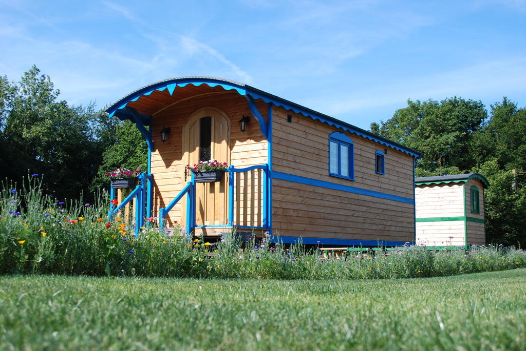 La Ferme Du Chauchix Hotell Lamballe Rum bild